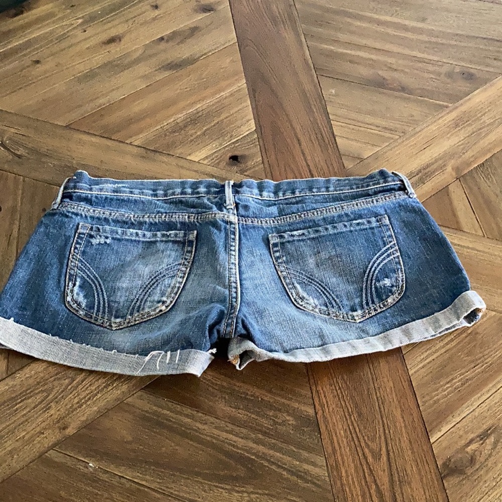 Shorts - Picture 2 of 2